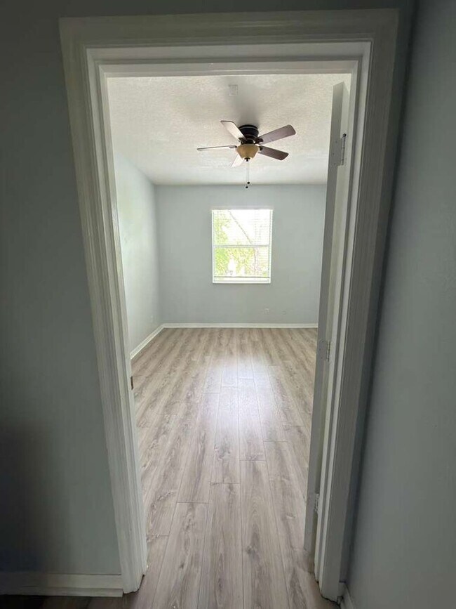 Building Photo - Beautiful 2BR/2.5BA Condo with Resort-Style Amenities