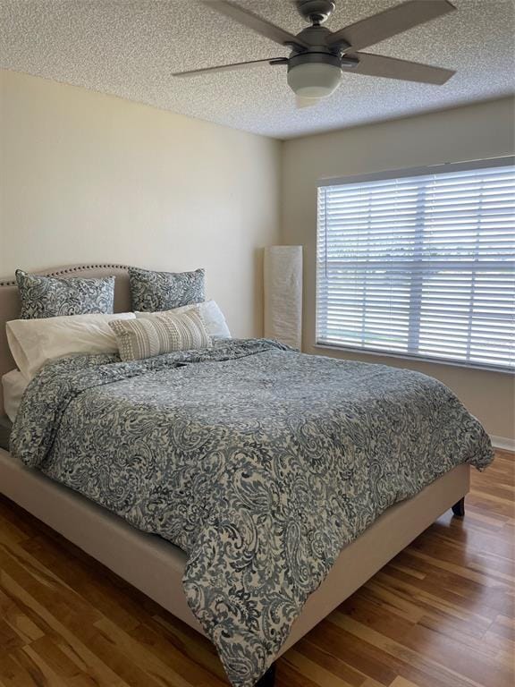 Building Photo - 1909 Summer Club Dr