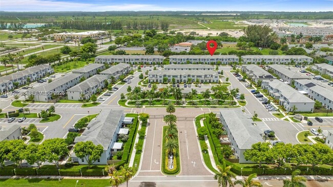 Building Photo - 2668 SE 19th St