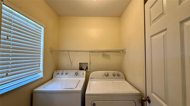 Building Photo - 2079 Cypress Bay Blvd