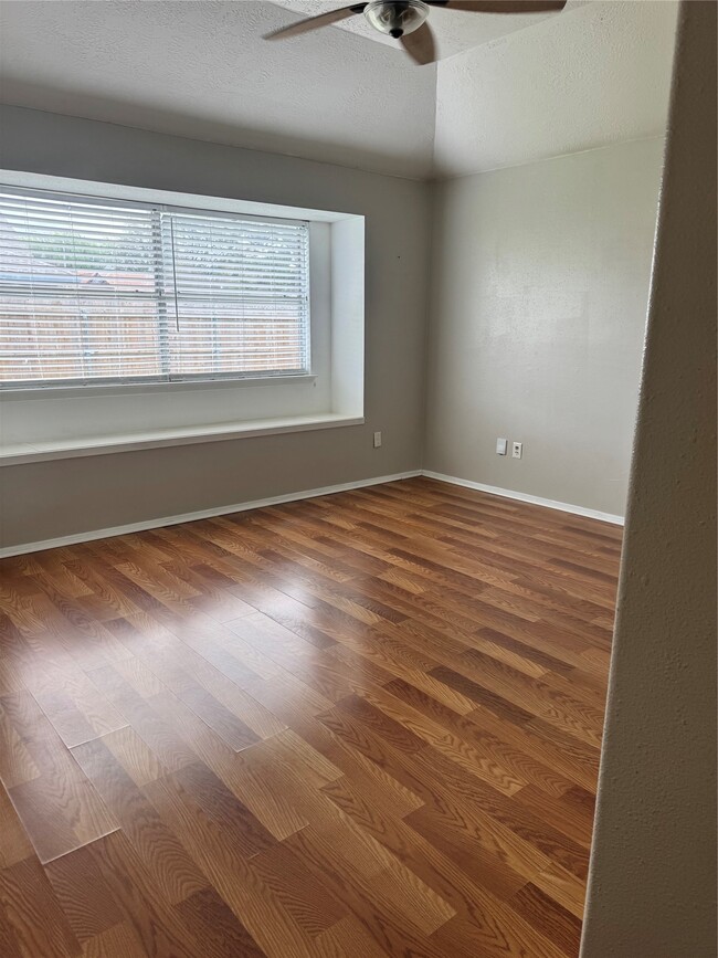 Building Photo - 2602 Grand Teton Dr