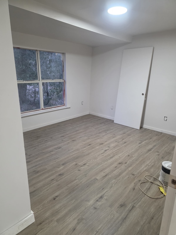 Building Photo - 1526 Northview Dr