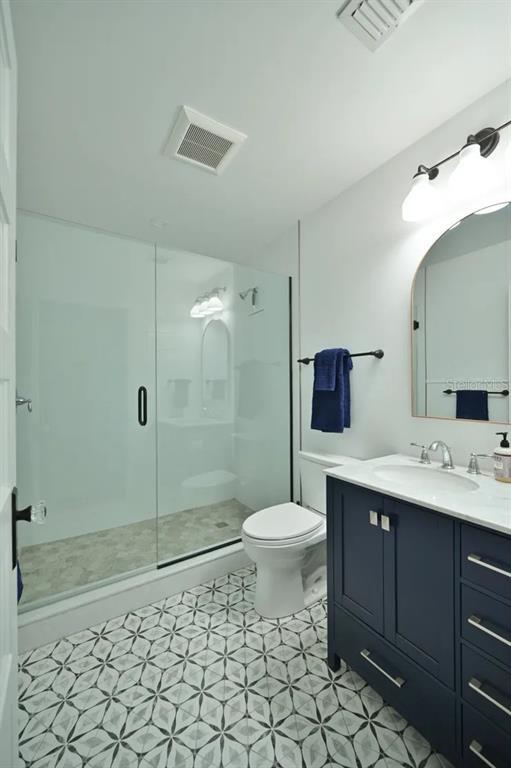 Building Photo - 2408 Hillview St