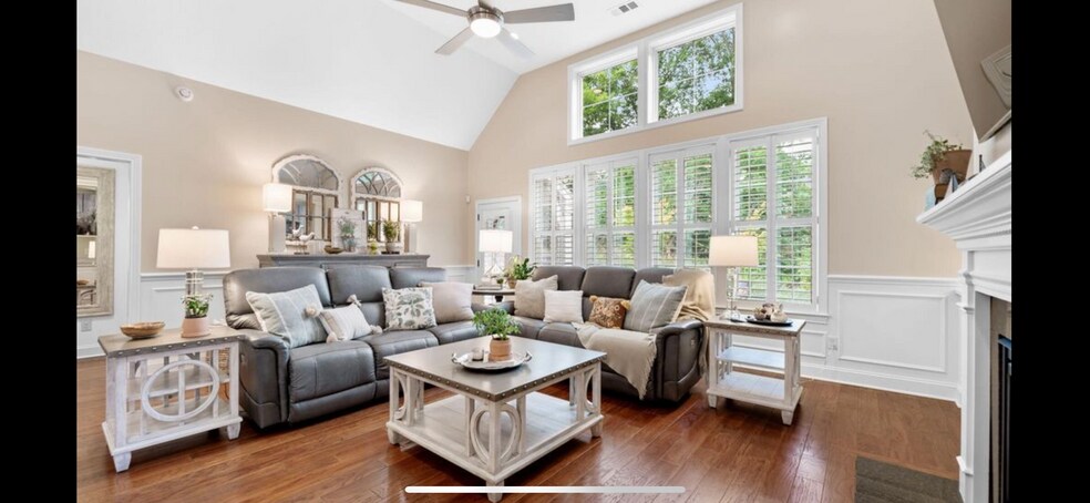 Primary Photo - 437 Chapel Grove Ln