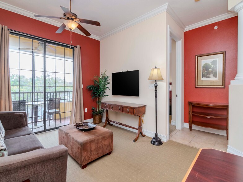 Building Photo - 13941 Clubhouse Dr