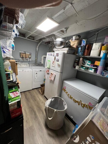 Building Photo - 35 Kingman Ave