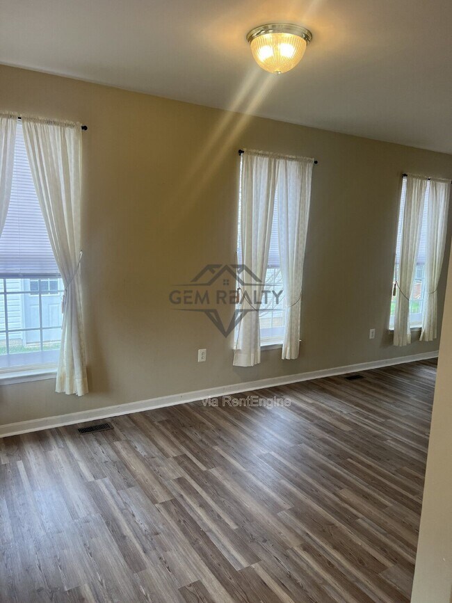 Building Photo - 6507 Hot Spring Ln