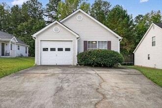 Building Photo - Cozy ranch in Douglasville