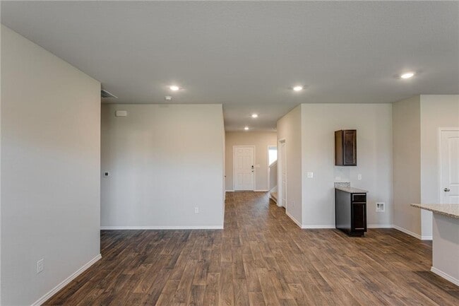 Building Photo - 15201 Siberian Elm Ln