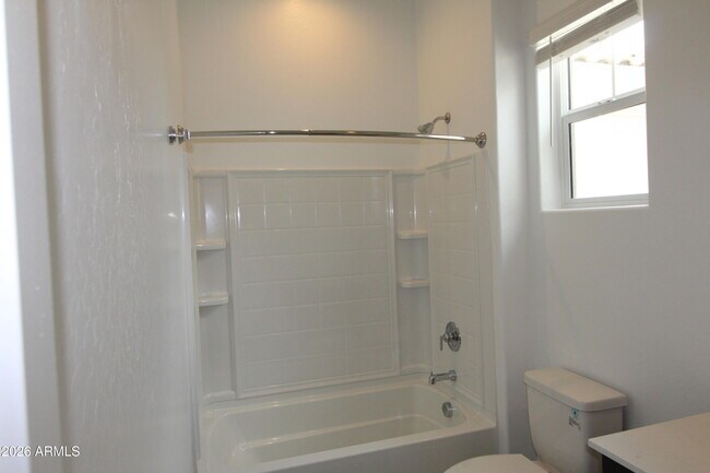 Building Photo - 3831 E Rainbow Dr