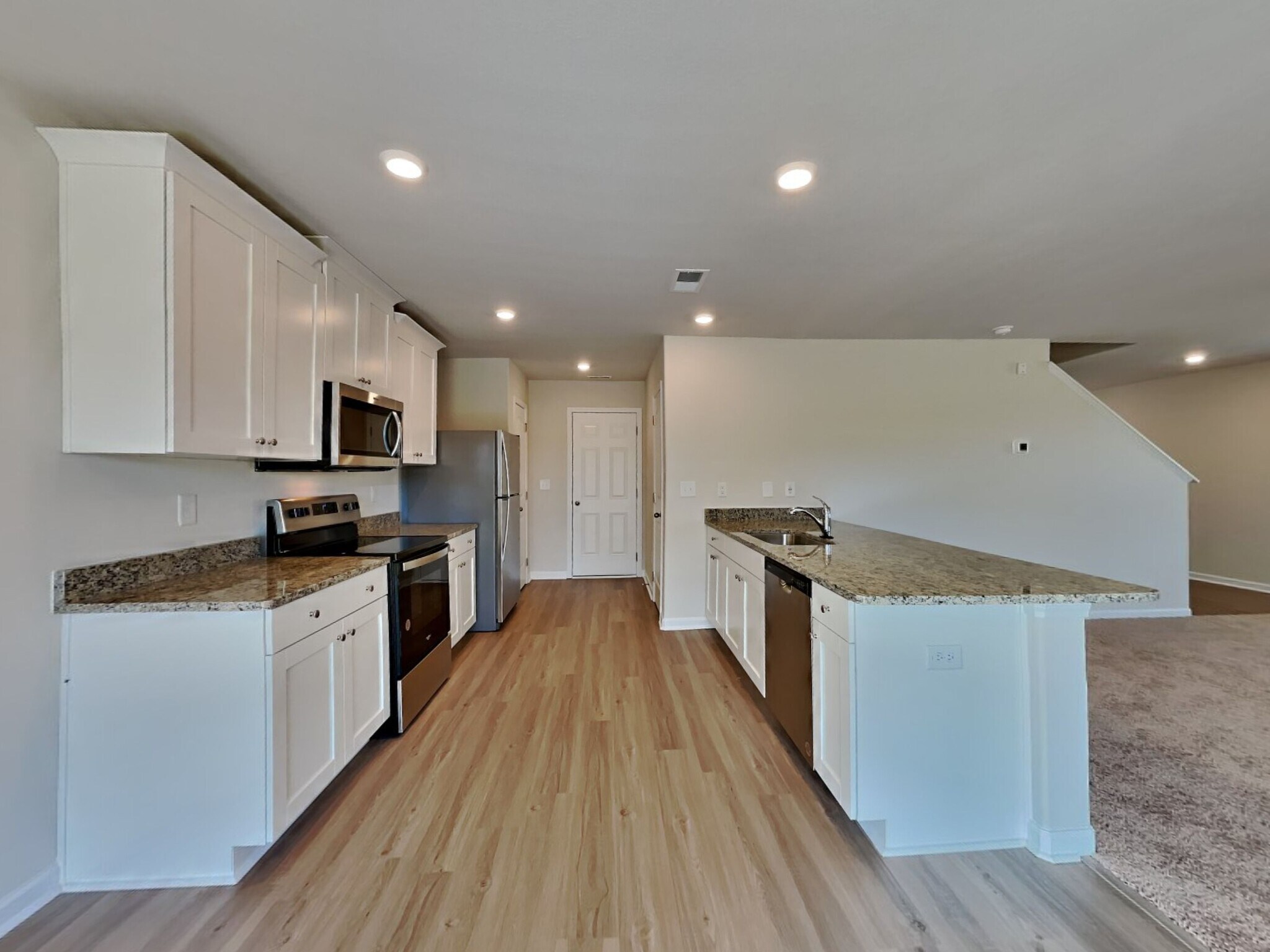 Building Photo - 279 Royal Mdw Dr
