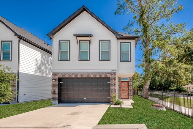 Building Photo - 13419 Scott St