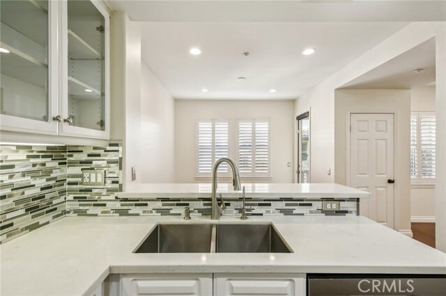 Building Photo - 78 Dovetail