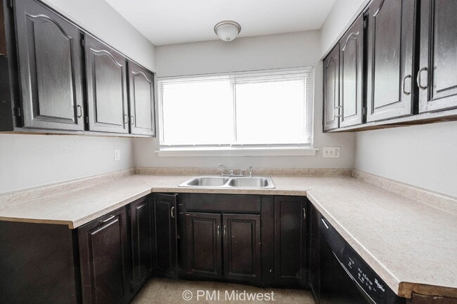 Building Photo - 3026 Osceola Ln
