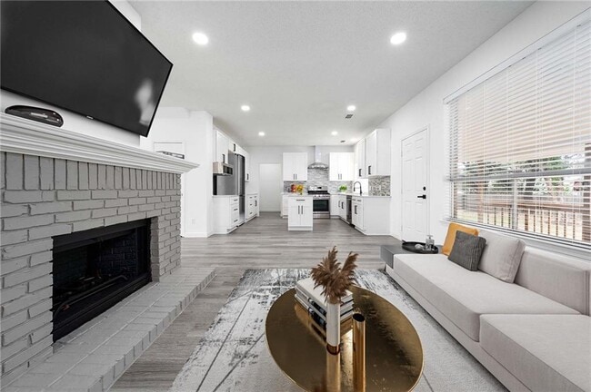 Building Photo - 15903 Cornerwood Ct