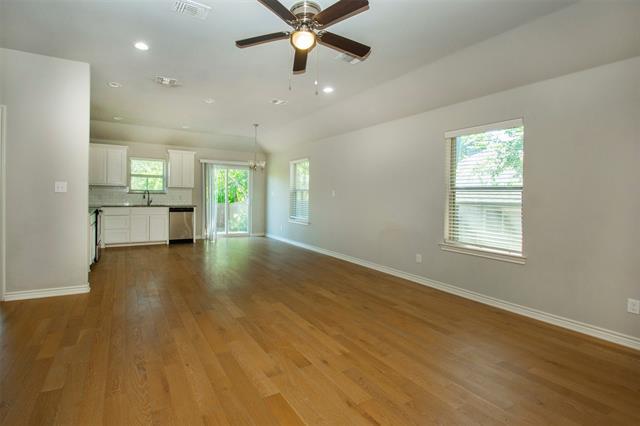 Building Photo - 1403 Southridge Ln