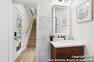 Building Photo - 6790 river