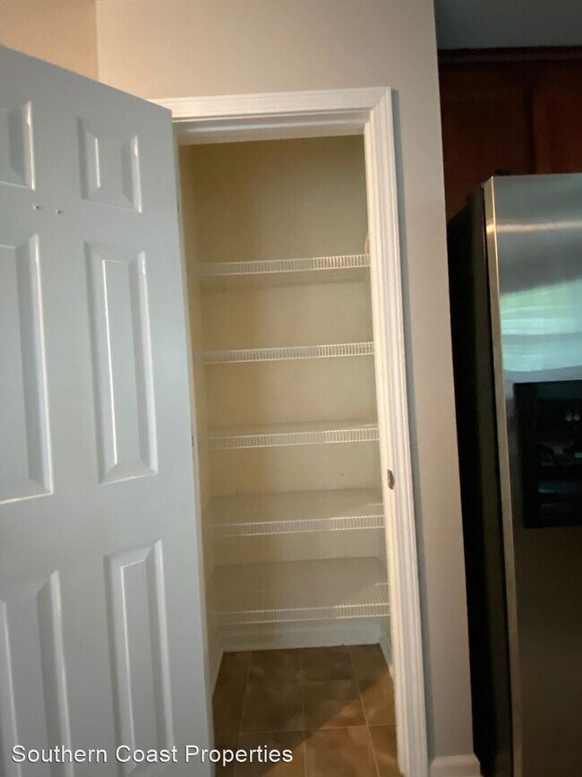 Building Photo - 3 br, 2 bath House - 10 Montero Drive