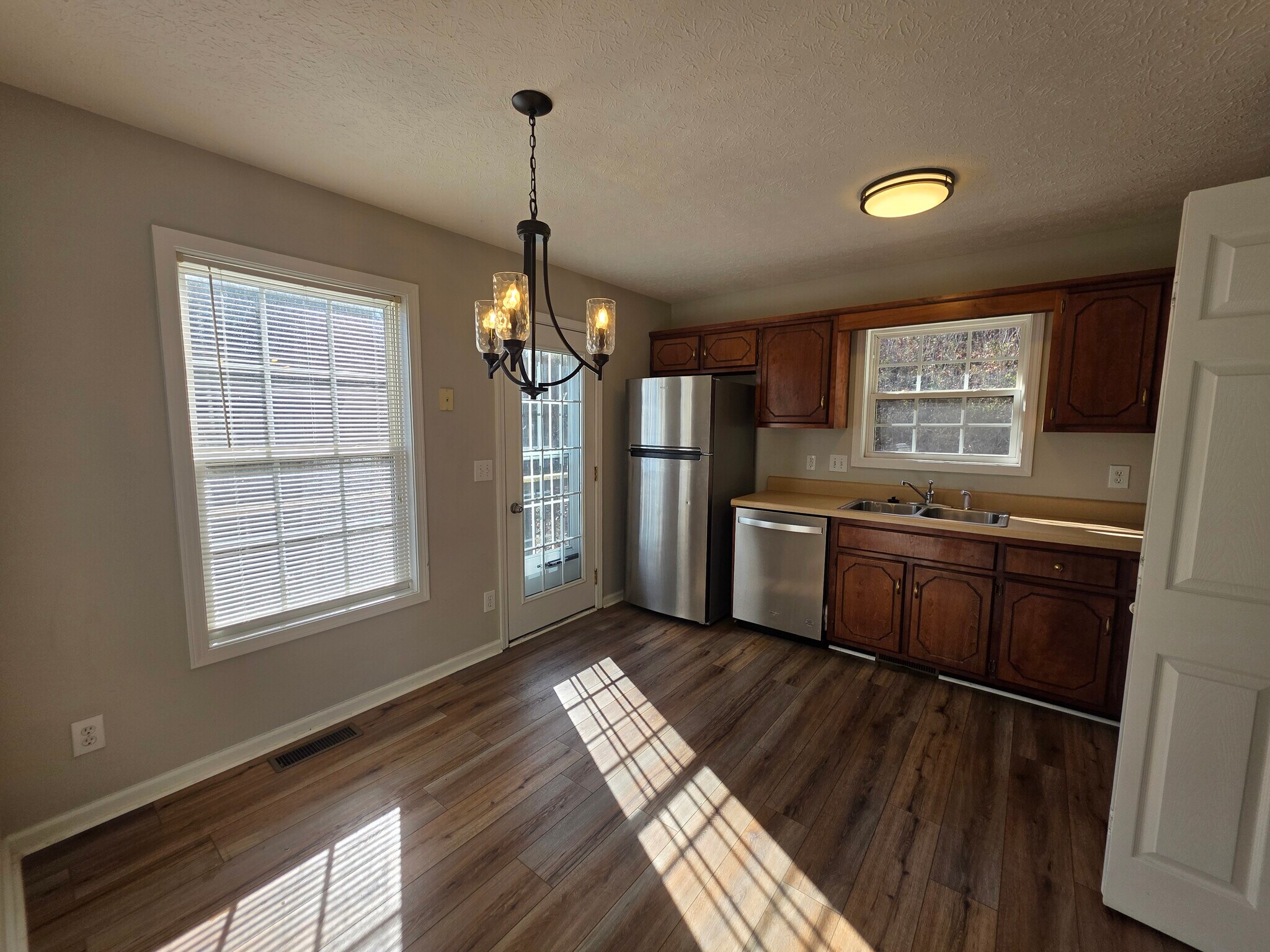 Building Photo - 2746 Applemill Ct