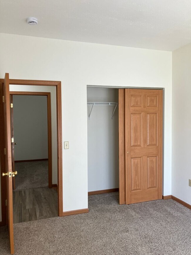 Building Photo - Modern & Spacious 3-Bedroom Ranch Condo – Coming mid-August 2026!