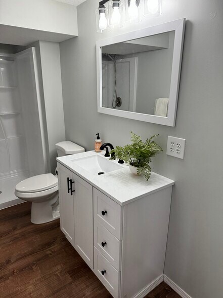 Building Photo - 6511 Upper 22nd St N