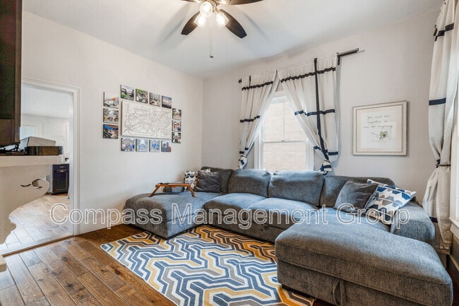 Building Photo - 625 Luttrell St