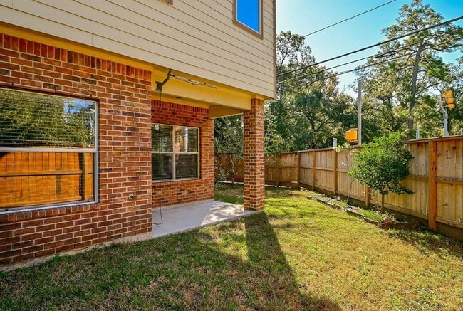 Building Photo - 5203 Brinkman Ct