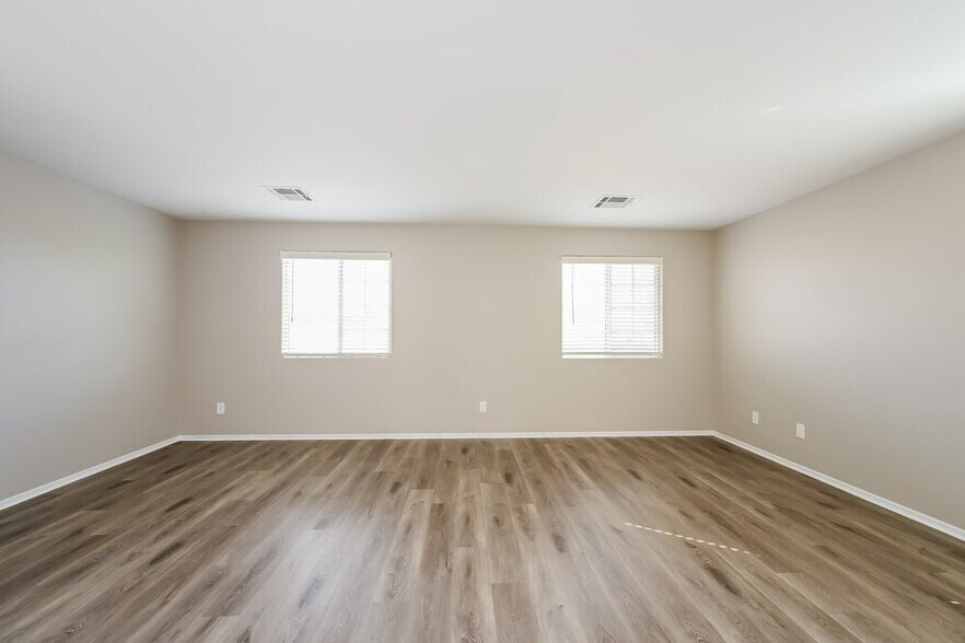 Building Photo - 6203 Alpine Tree Ave