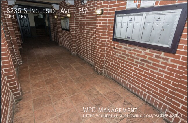 Building Photo - 8235 S Ingleside Ave