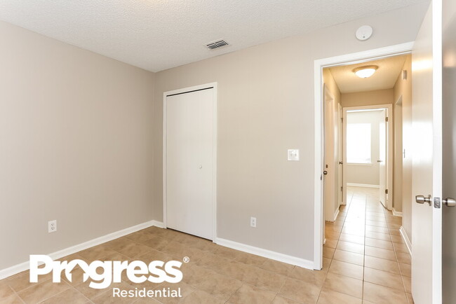 Building Photo - 888 Majestic Cypress Dr N