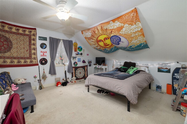 Building Photo - 266 Old Forge Rd