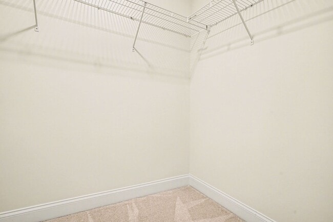 Building Photo - 3BR Like-New Townhome –  Morrisville RTP RDU