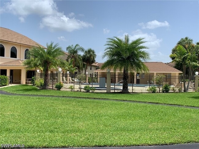 Building Photo - 8715 Charter Club Cir