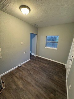 Washer/Dryer Hook ups - 220 E Morgan St