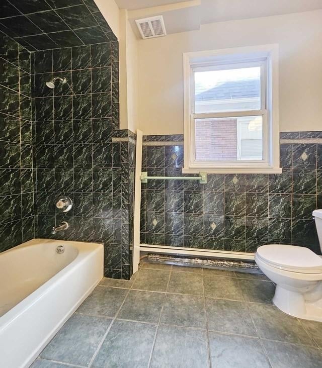 Building Photo - 15 Melrose Ave