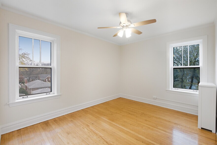 Building Photo - 1507 Dobson St