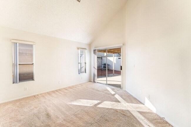 Building Photo - Charming Two-Story Home with Spacious Layout and Cozy Appeal!