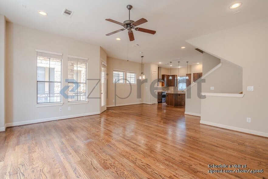 Building Photo - 5213 Eigel St