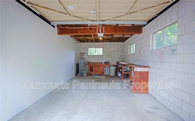 Building Photo - 4 Webster Pl