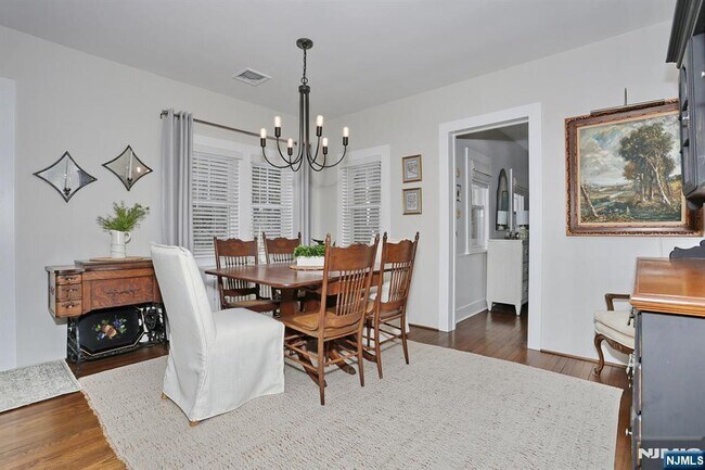 Building Photo - 2 Maysenger Rd