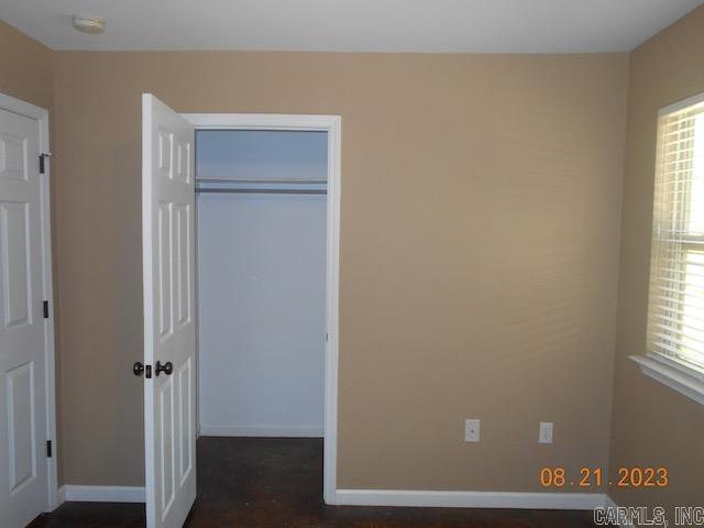 Building Photo - 20621 Cole Ln