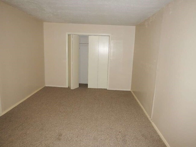 Building Photo - 5939 Belarbor St