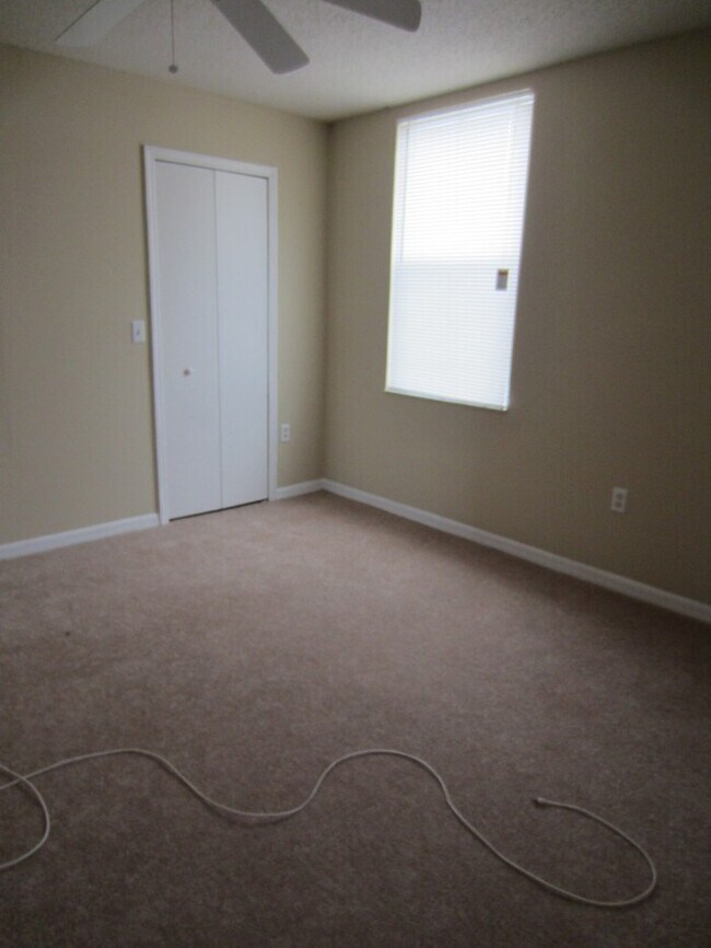 Building Photo - Single Family Home in Orlando