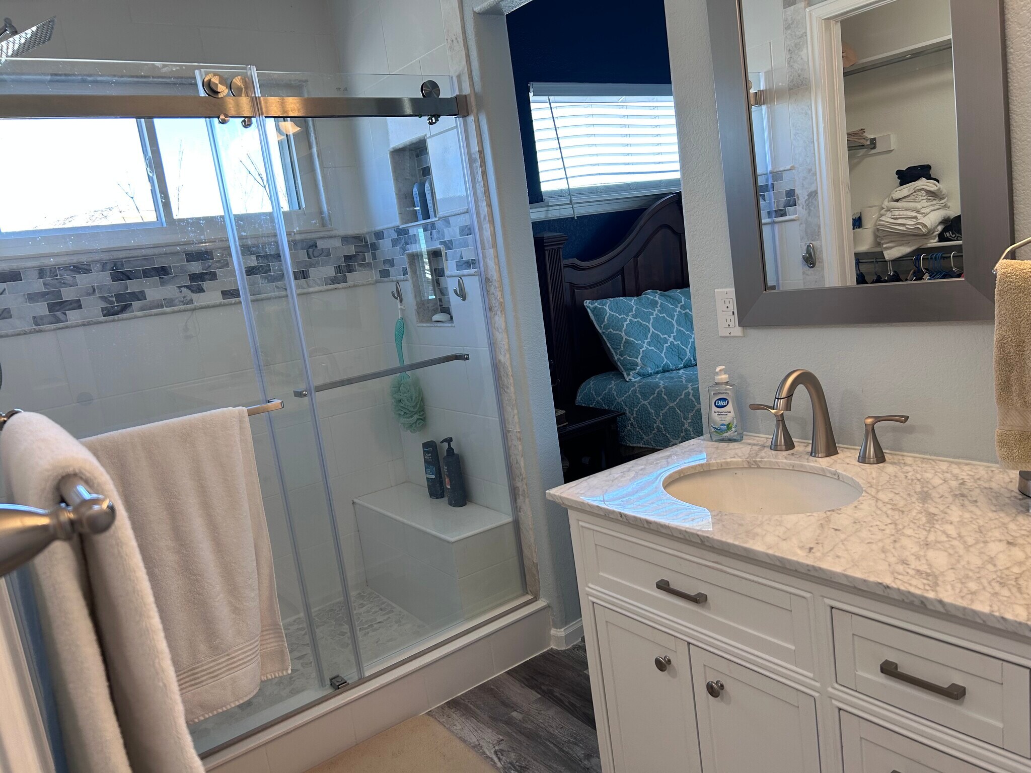 Building Photo - 4922 N Silverlace Dr