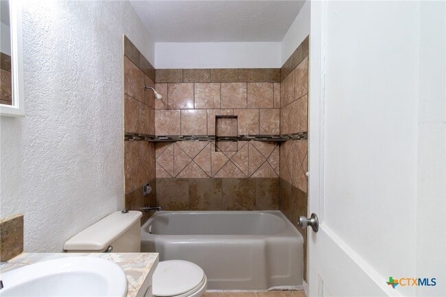 Building Photo - 1312 Massey St