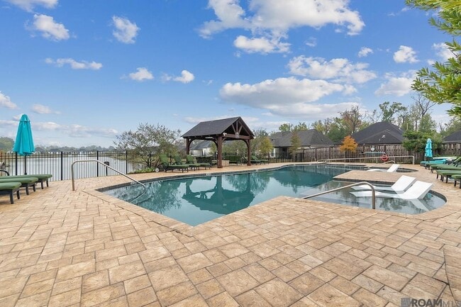 Building Photo - 7916 Seville Ct