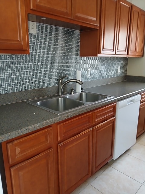 Stylish tile - 407 Tyler Ave