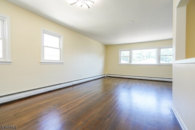 Building Photo - 47 Brighton Terrace