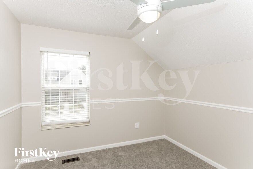 Building Photo - 5046 Bird Branch Dr