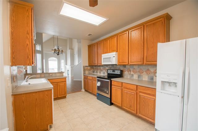 Building Photo - 11139 Still Hollow Dr